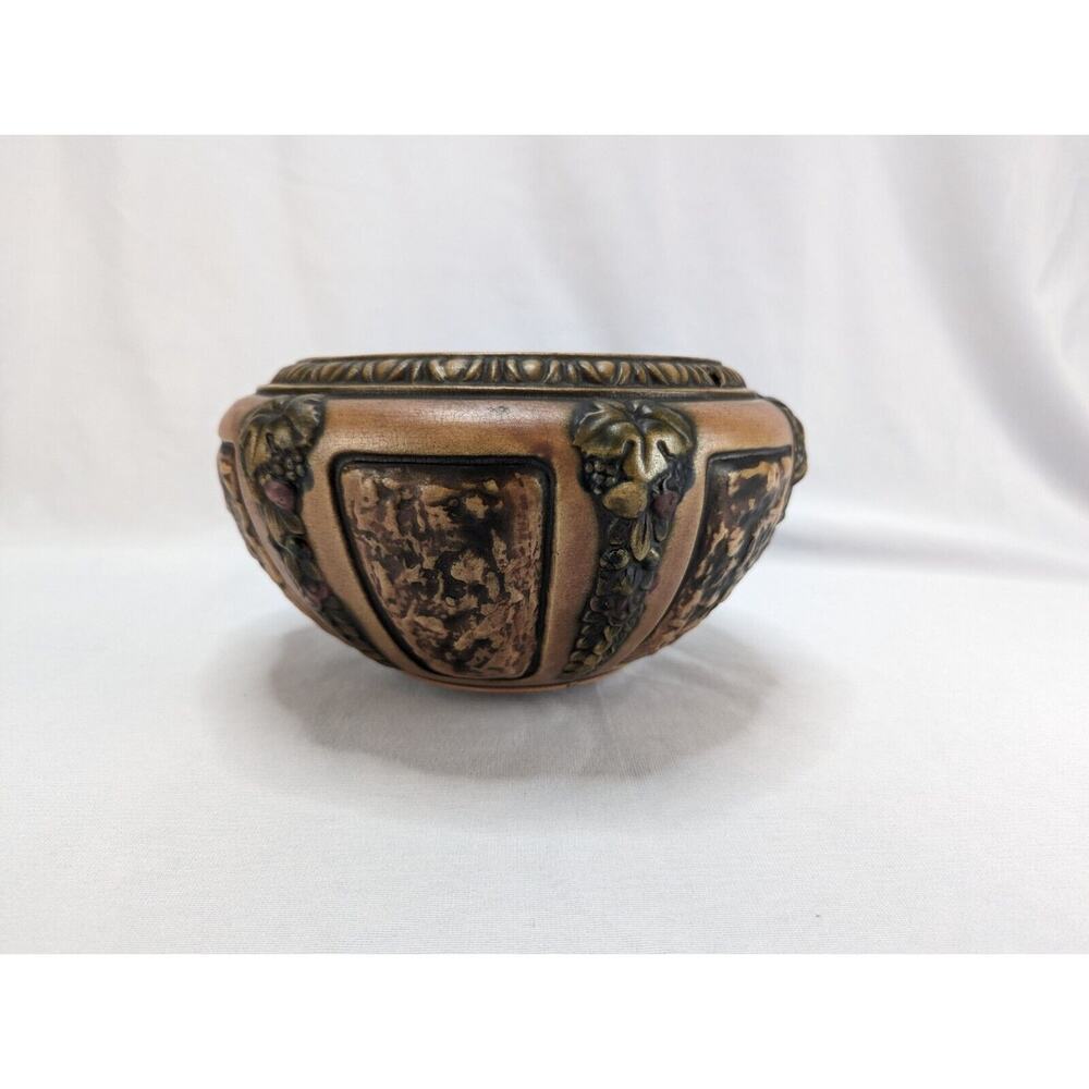 Antique Vintage Roseville Pottery Brown Florentine Hanging Basket No Chains‎